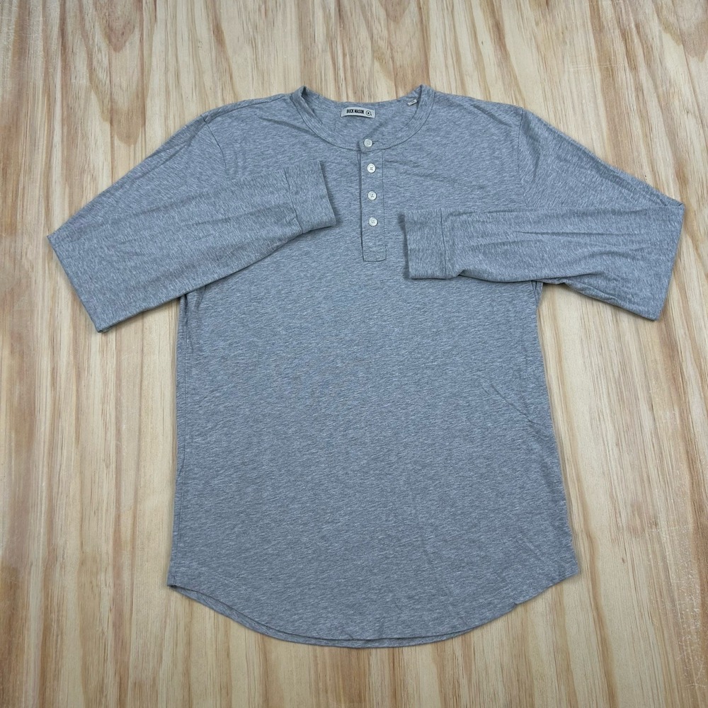 Buck Mason Shirt Mens Medium Henley Long Sleeve Gray Curved Hem Cotton